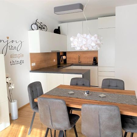 Wein Kultur Apartment Flavia Solva Wagna Exterior photo