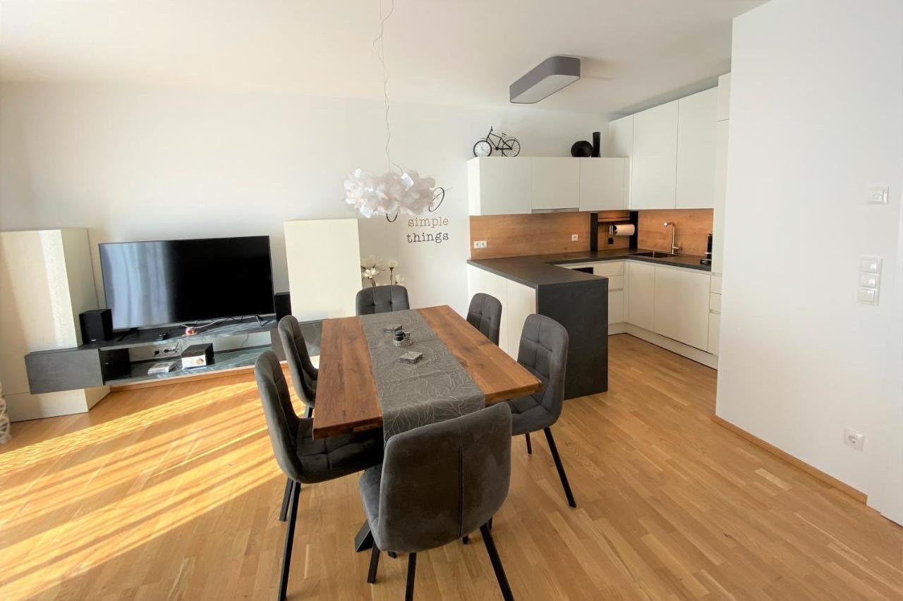 Wein Kultur Apartment Flavia Solva Wagna Exterior photo